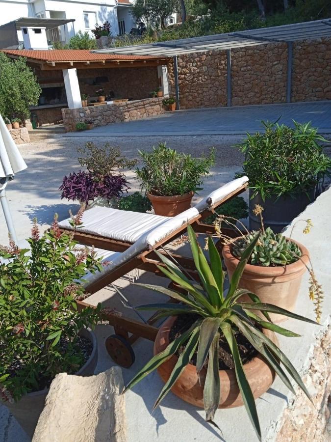 Apartmani Nila Sveta Nedelja  Dış mekan fotoğraf
