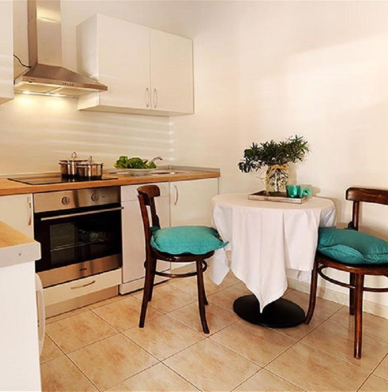 Apartmani Nila Sveta Nedelja  Oda fotoğraf