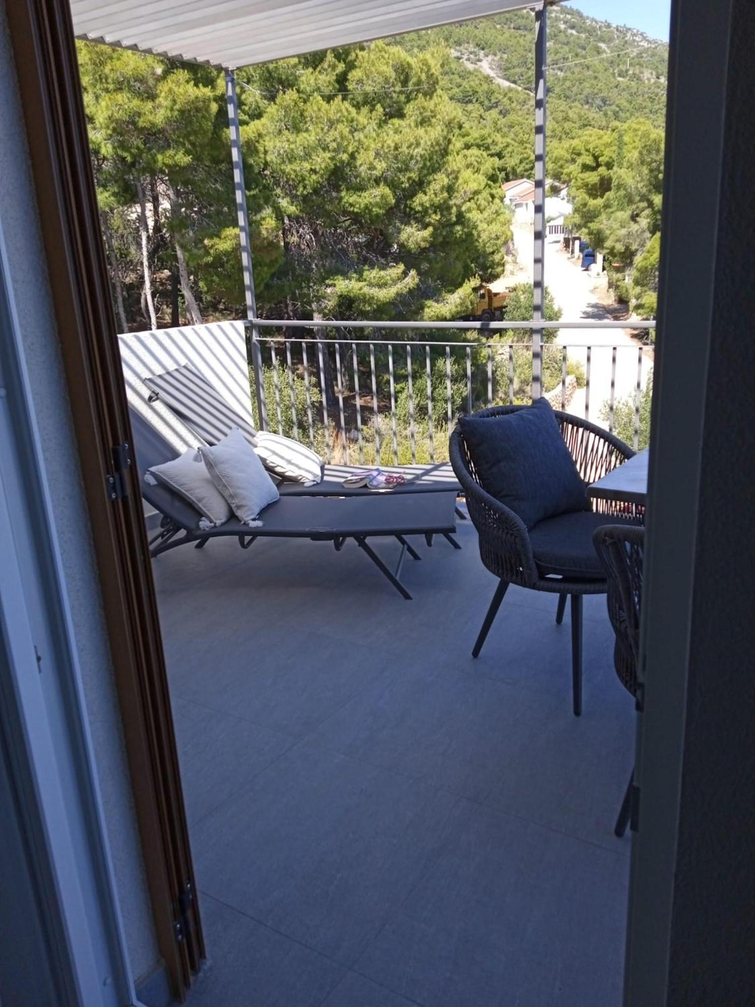 Apartmani Nila Sveta Nedelja  Dış mekan fotoğraf